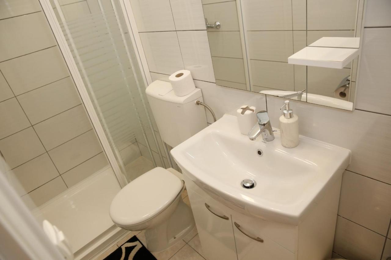City Center Suites โวดีเซ ภายนอก รูปภาพ